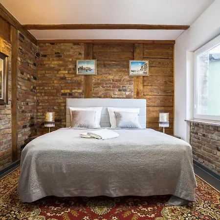 Pod Warszawa Z Sauna Chalet Raszyn