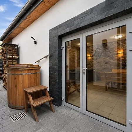 Pod Warszawa Z Sauna Raszyn