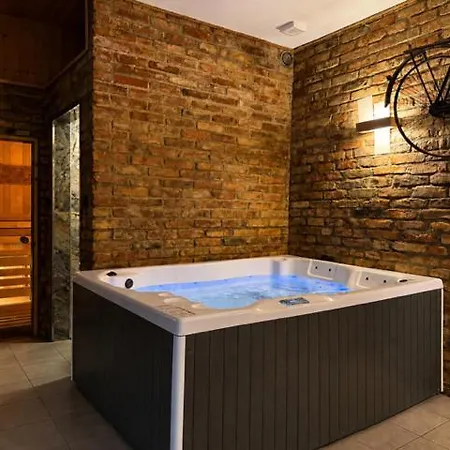Pod Warszawa Z Sauna